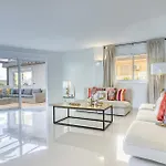 Holiday home Ginevra